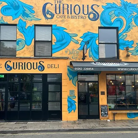 The Curious Apartment, Cheltenham-3